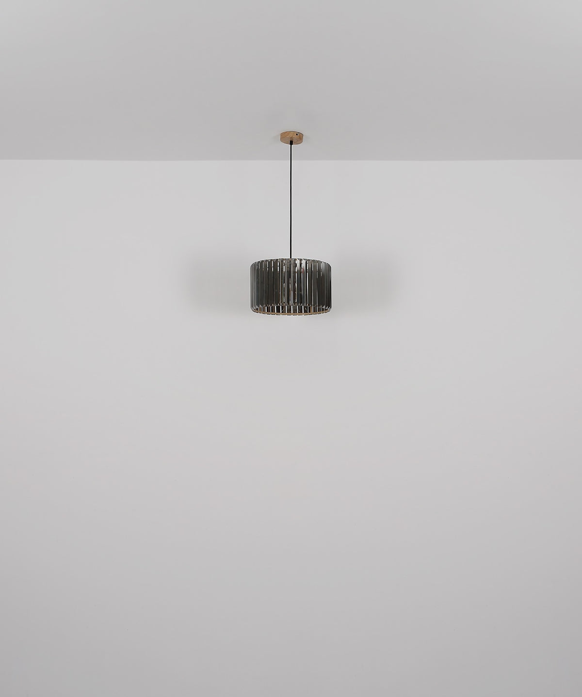 Lustre elegante de cor madeira em cristal – imagem 6