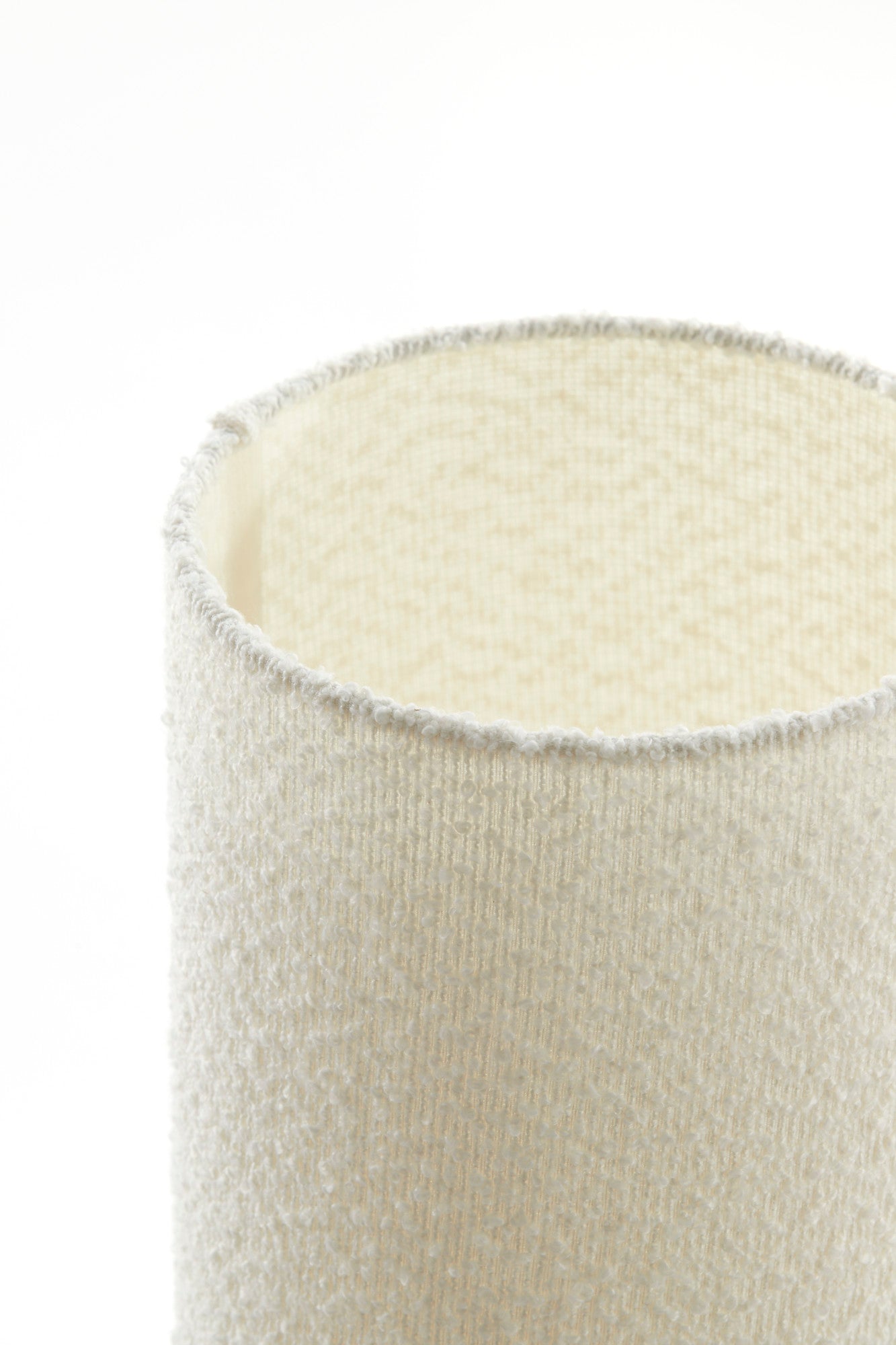 cremekleurige-stoffen-lamp-light-living-mikkel-variant-image6