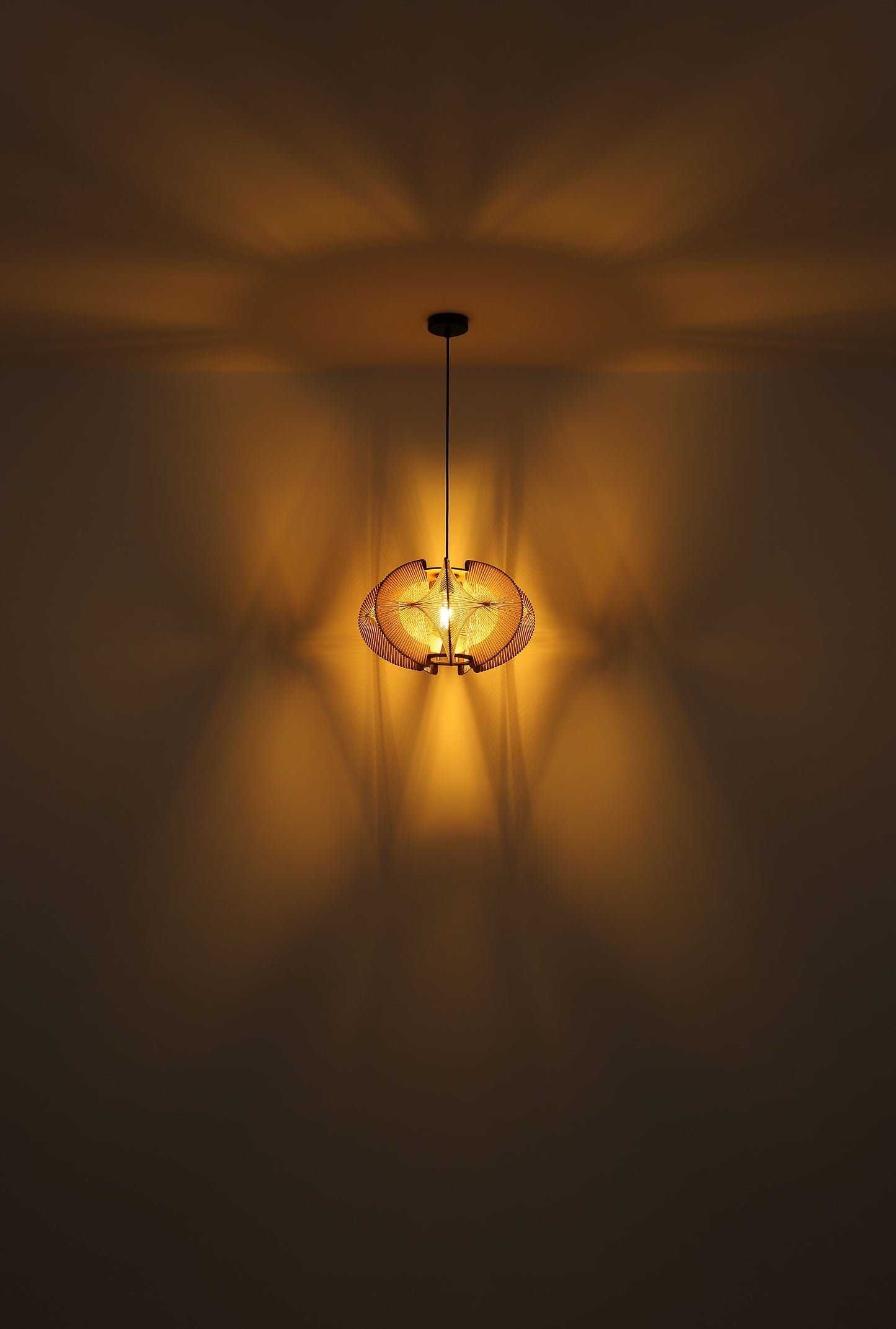 moderne-hanglamp-met-jute-en-houtlook-sakura-1-variant-image4