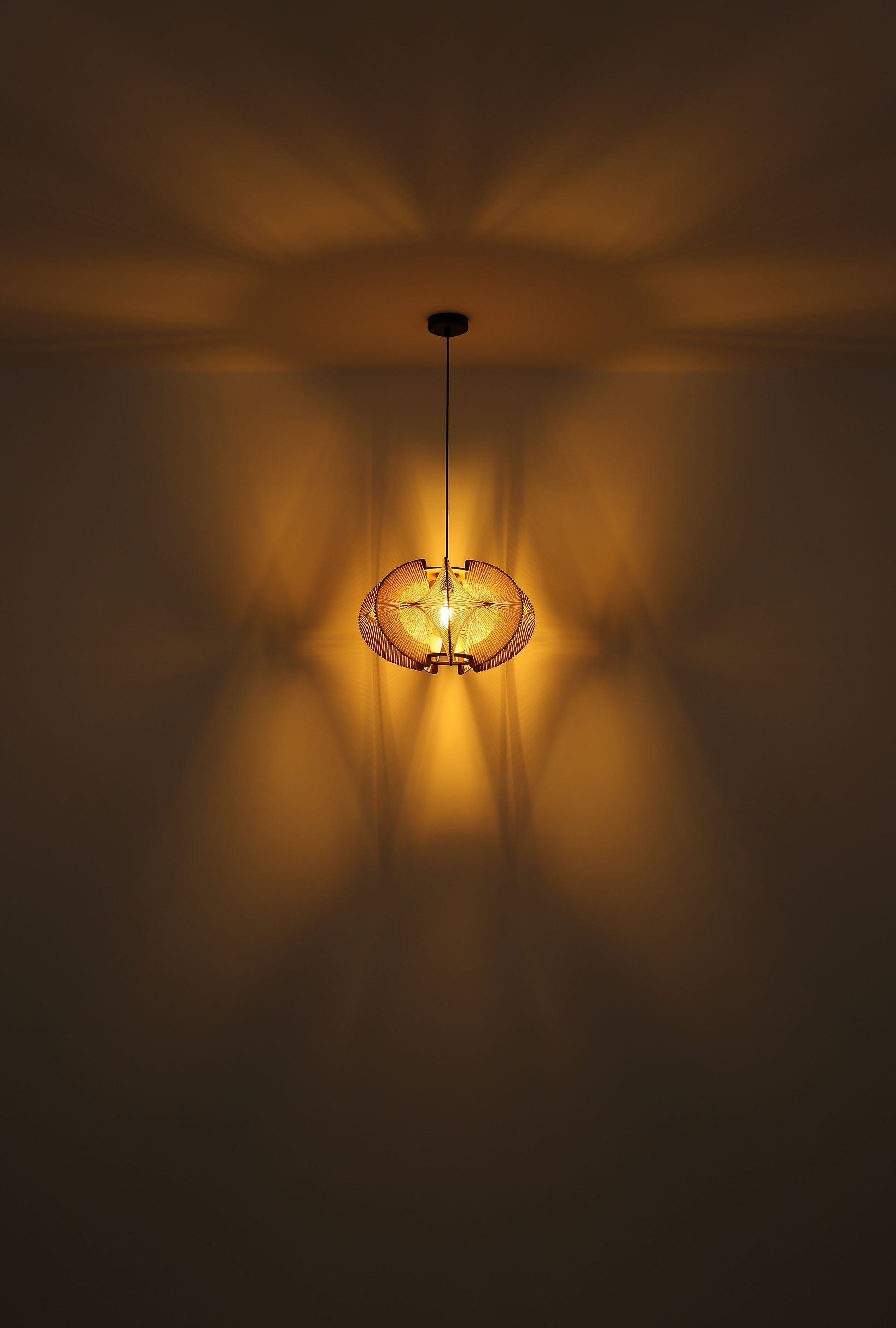 moderne-hanglamp-met-jute-en-houtlook-sakura-1-variant-image4