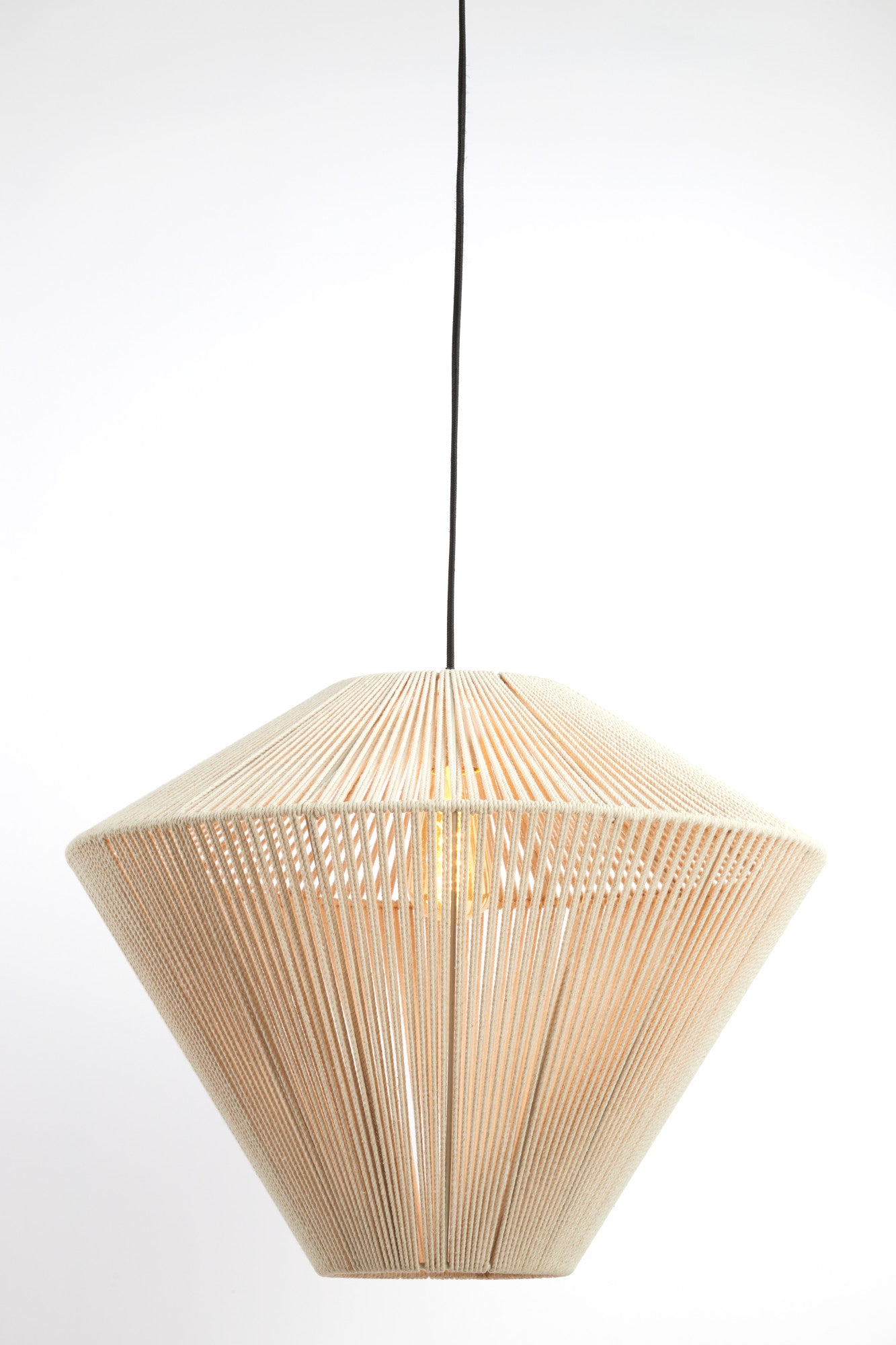 rotan-hanglamp-beige-light-living-felida-variant-image2