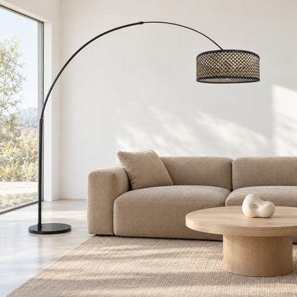 zwarte-booglamp-met-rieten-kap-steinhauer-sparkled-light-ai-sfeer_image