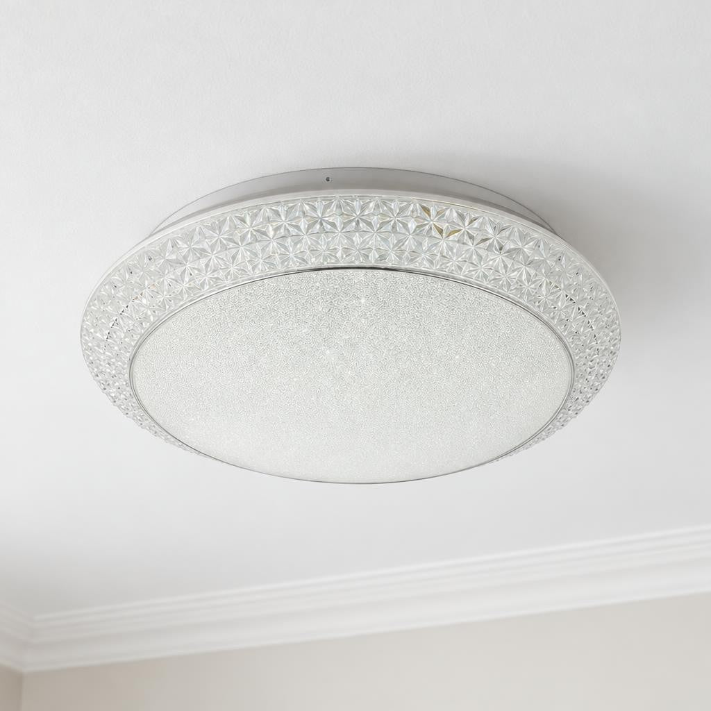 Biele okrúhle LED stropné svietidlo Obolg Ronja – fotografia v interiéri