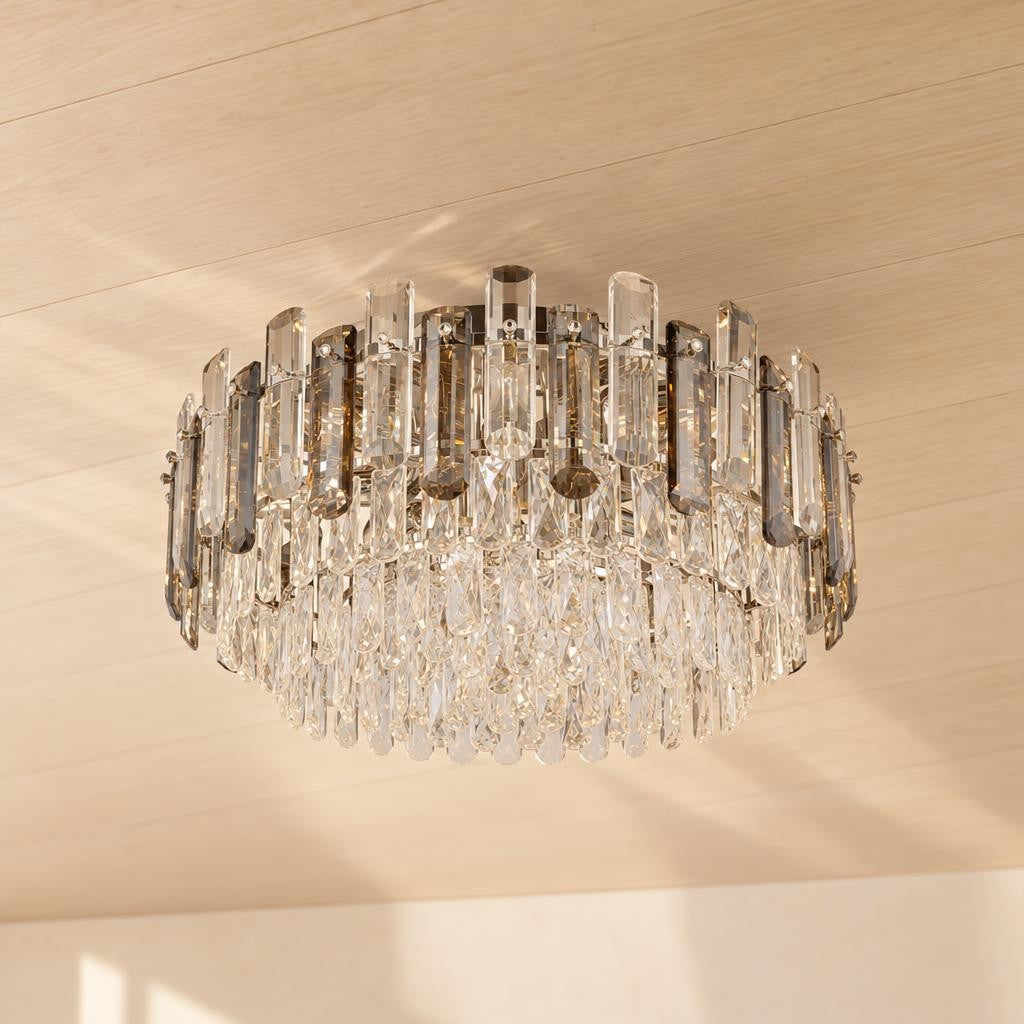 ORGINA loftlampe med krystaller og røgfarvet glas – stemningsbillede