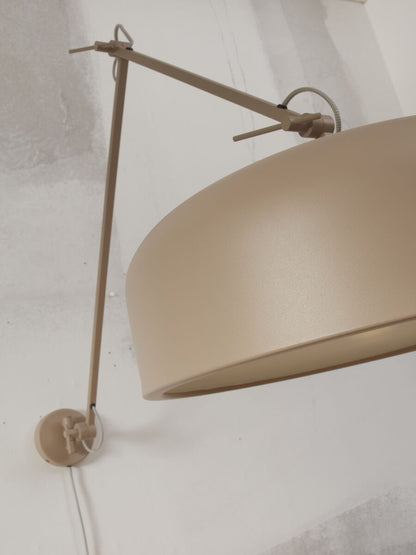 grijze-retro-wandlamp-metaal-its-about-romi-marseille-variant-image6