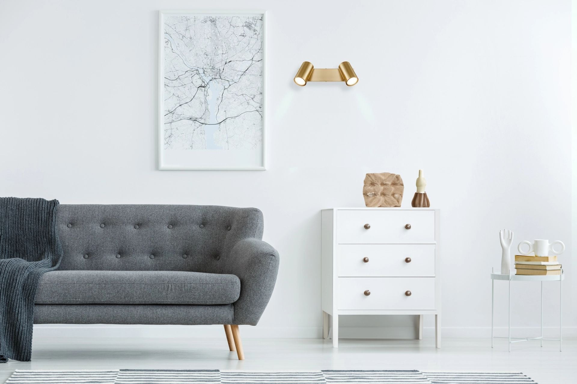 goudkleurige-geborstelde-metalen-spotlamp-met-rotatie-robby-variant-image4