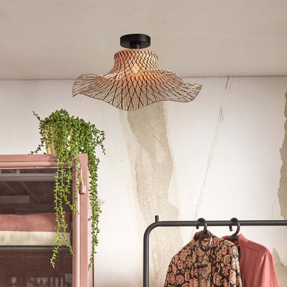 Czarna naturalna orientalna lampa sufitowa GOOD&MOJO Ibiza – zdjęcie aranżacyjne