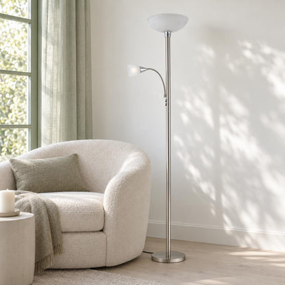 Obolg Blade gulvlampe i stål med 2 LED-lyskilder – stemningsbillede