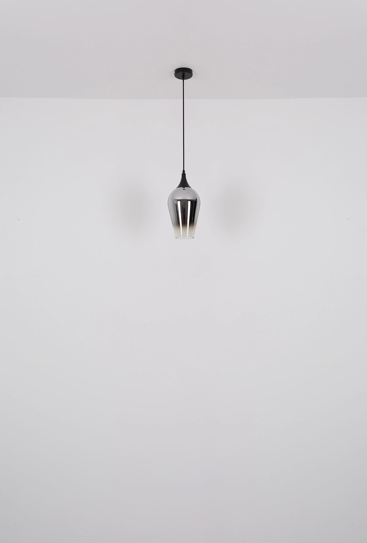 moderne-ronde-hanglamp-chroom-glazen-kap-lavus-variant-image5