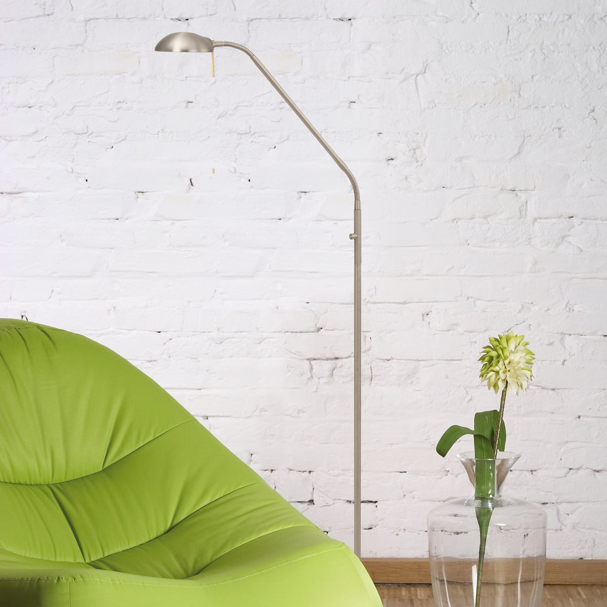 minimalistische-verstelbare-staande-leeslamp-staal-mexlite-biron-variant-image2