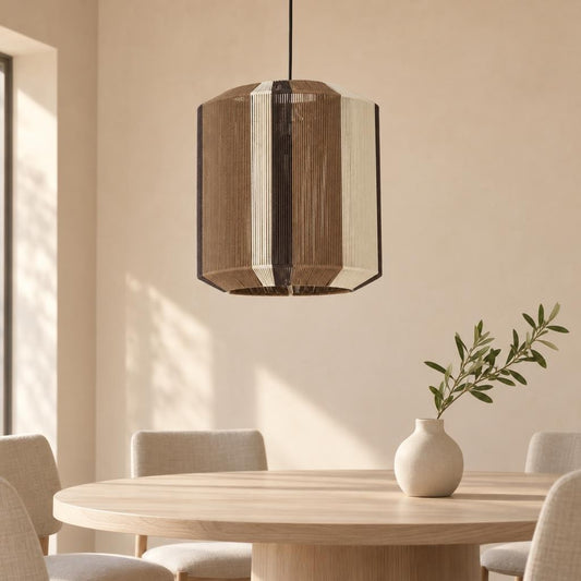 Pruhované závěsné svítidlo hnědo-bílé Light & Living Kozana – fotografie v interiéru