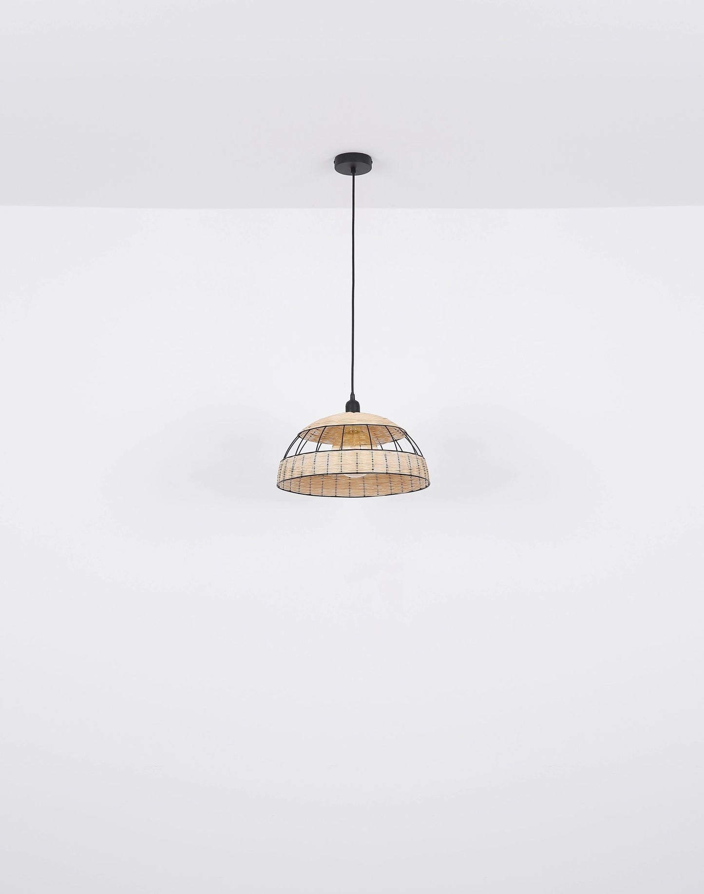 hanglamp-industriele-boho-stijl-in-zwart-riet-strahler-variant-image5