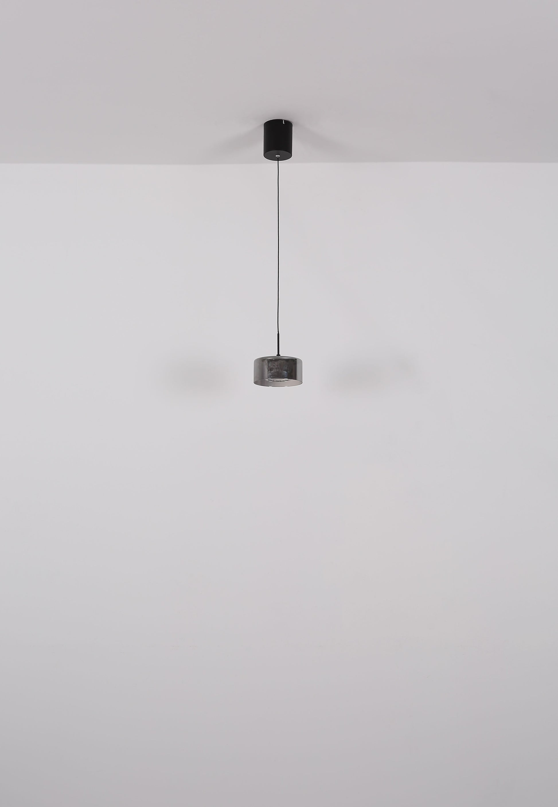 moderne-ronde-hanglamp-met-rookkleurig-glas-fogsy-variant-image5