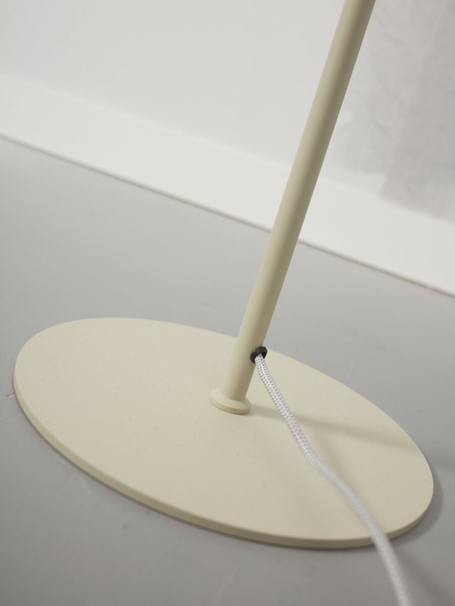 groene-retro-vloerlamp-metaal-its-about-romi-lisbon-variant-image5