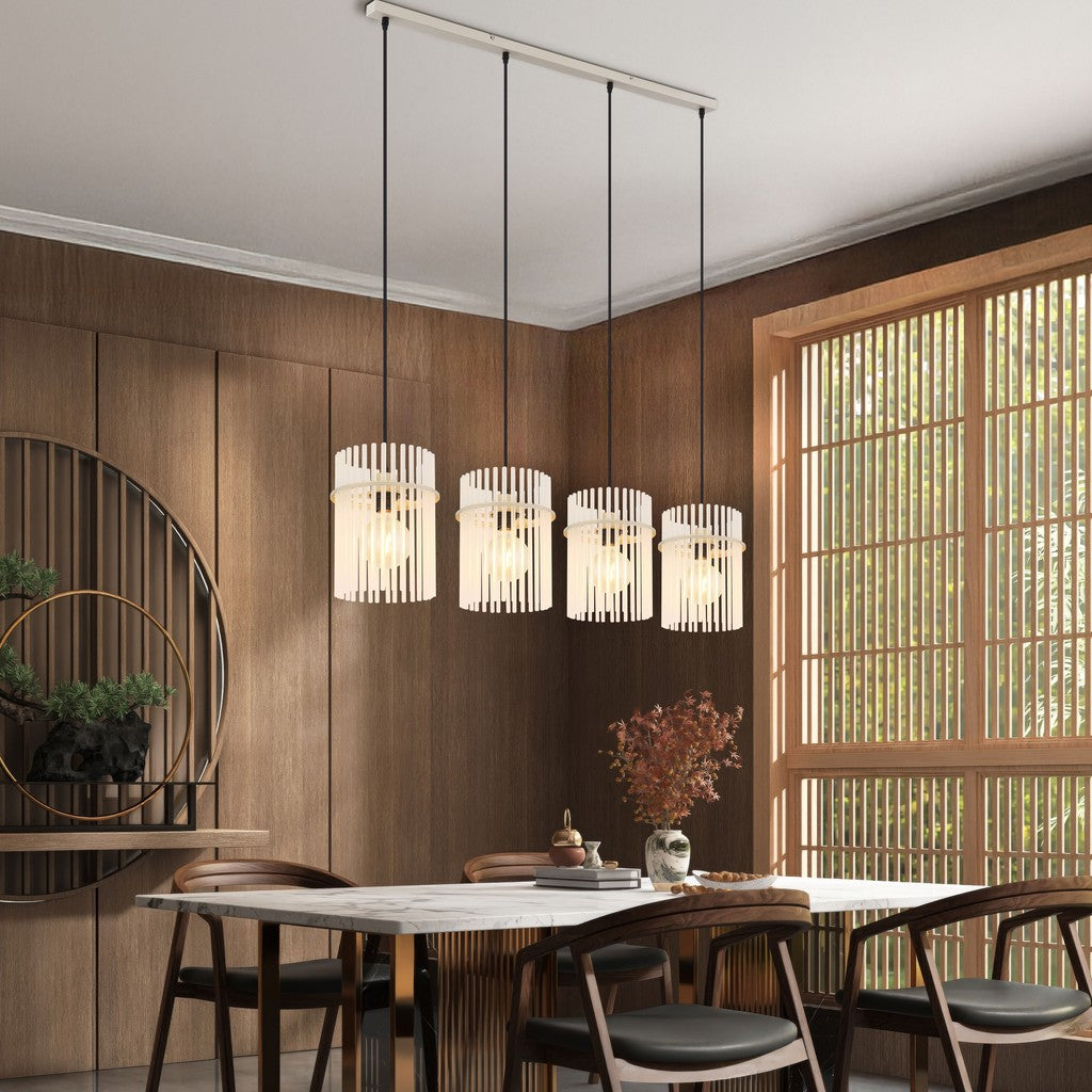 Lampadario elegante in vetro color sabbia a 4 luci – foto d'ambiente