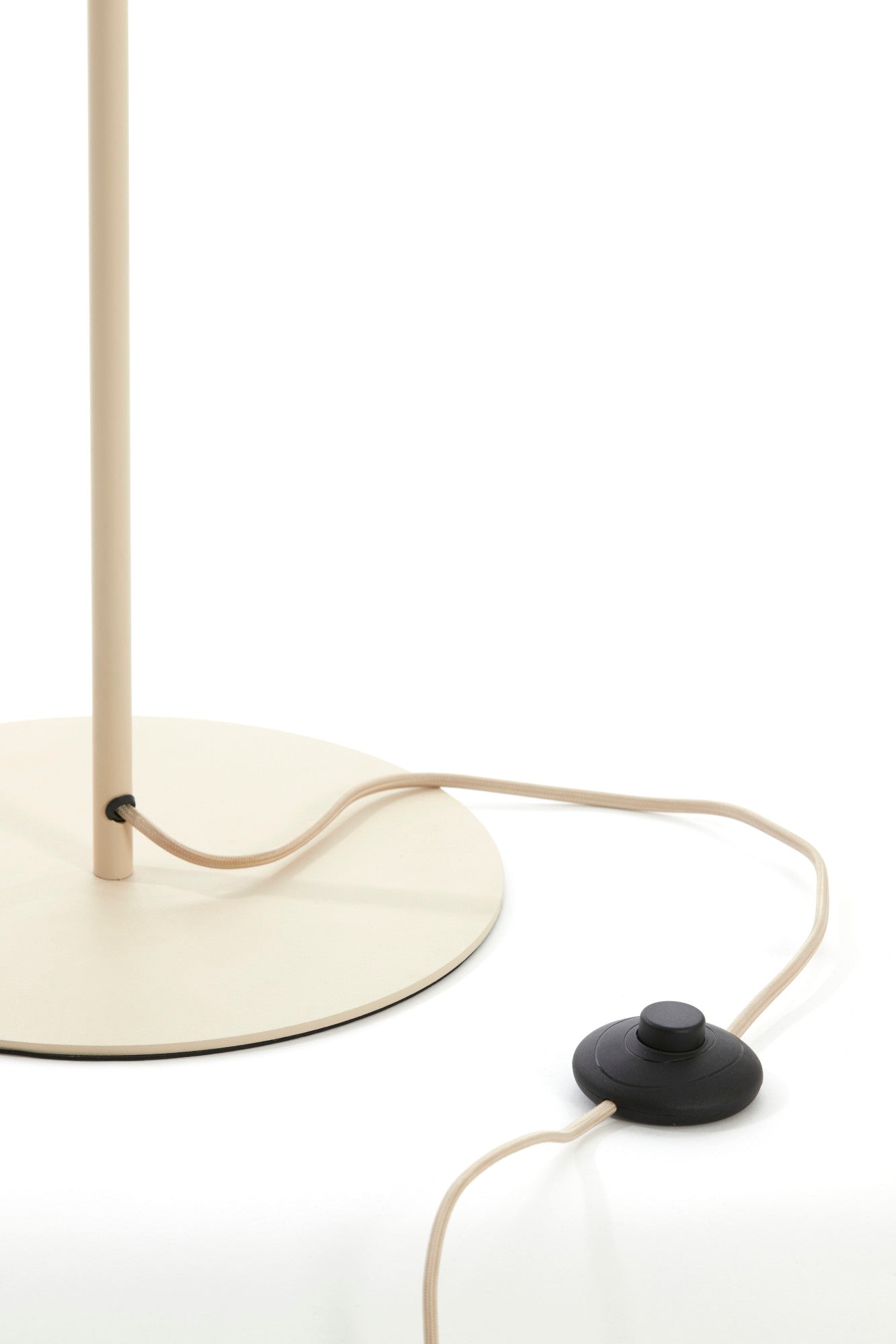 beige-stoffen-japandi-vloerlamp-light-living-fringe-variant-image2