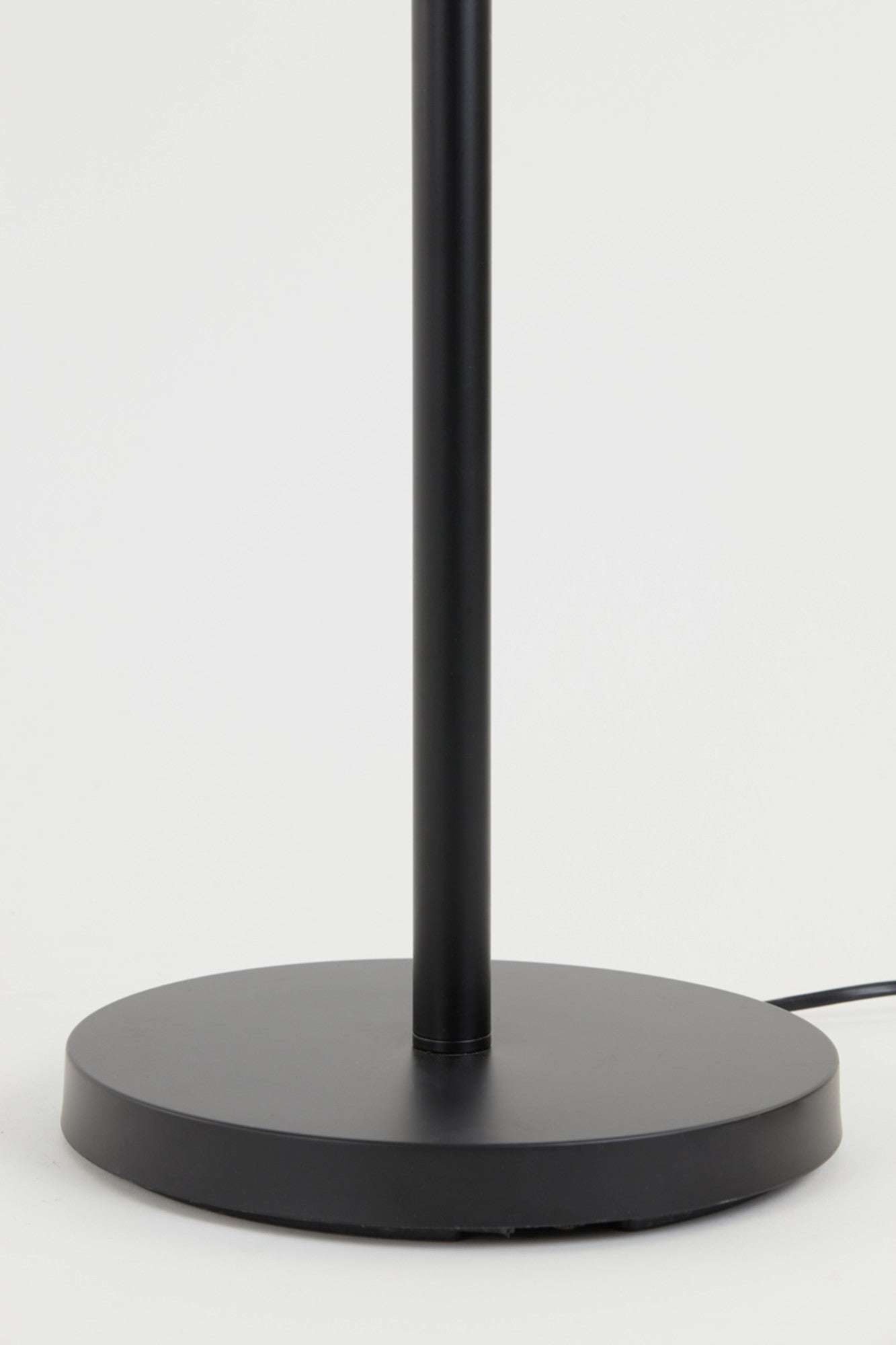 zwarte-lampenvoet-lang-light-living-washington-variant-image7