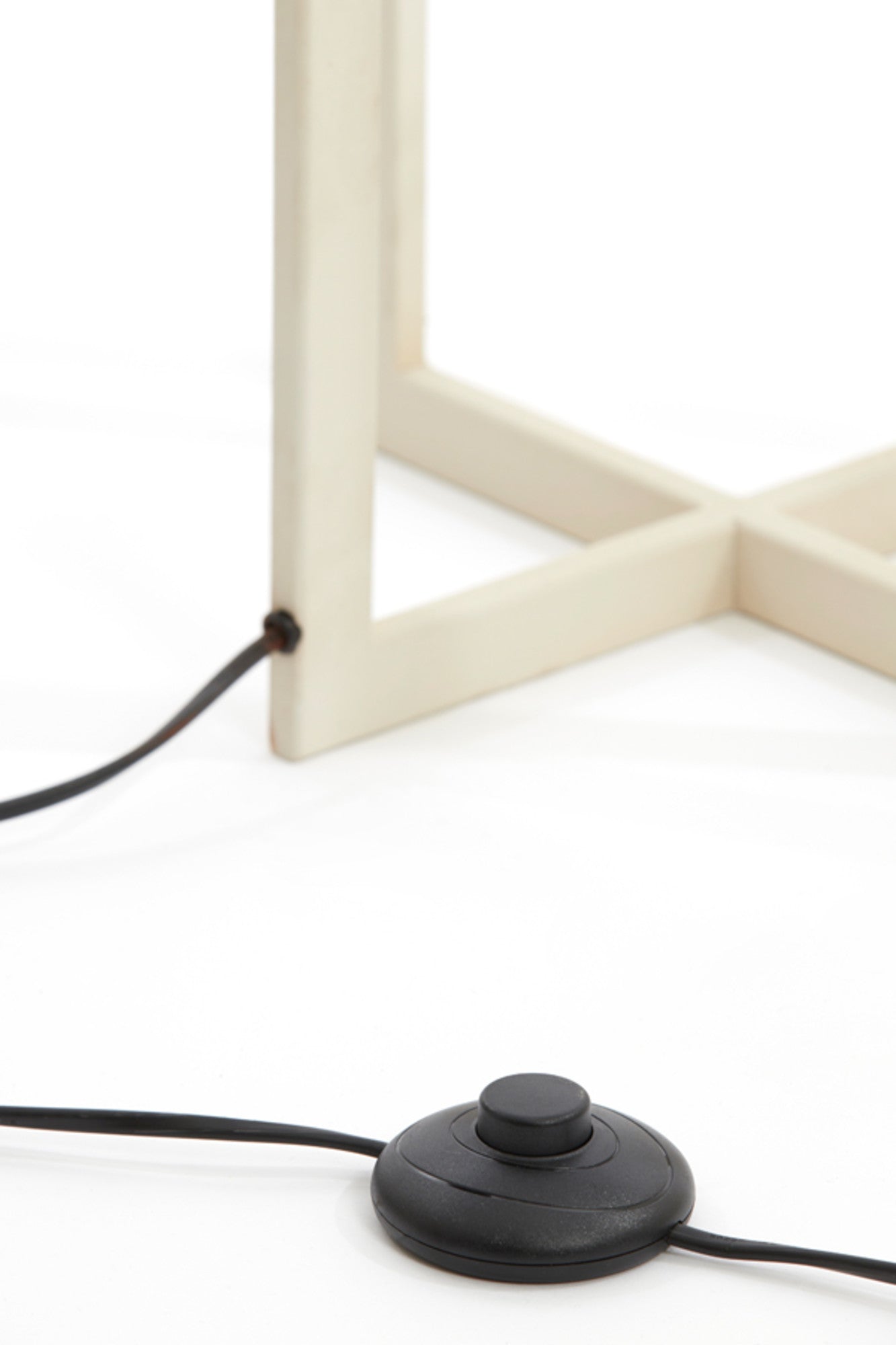 vierkante-lange-lampenvoet-wit-light-living-mace-variant-image2