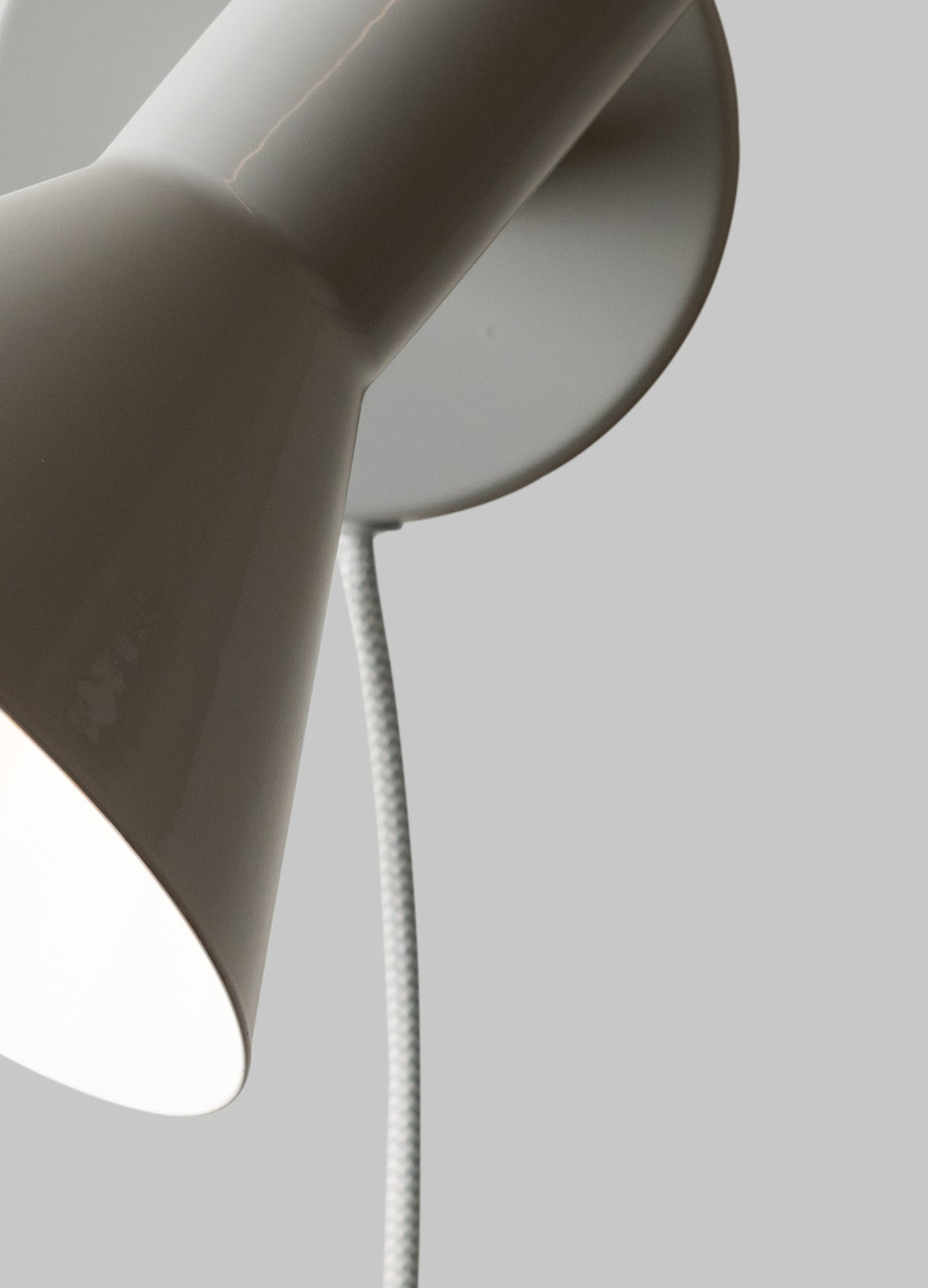 Luminária de parede metálica elegante cinza claro It's About RoMi Stavanger – desenho com dimensões