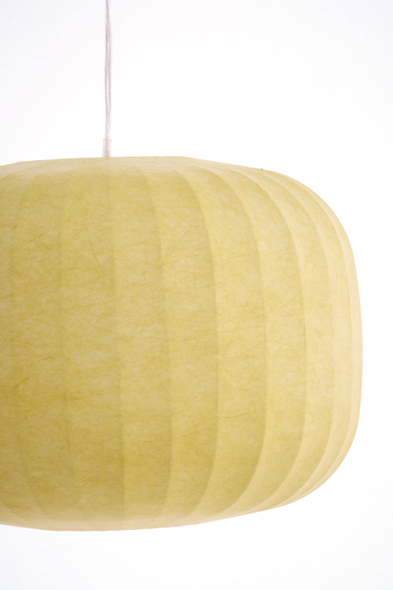 ronde-hanglamp-in-lichtgele-stof-light-living-lexa-variant-image5