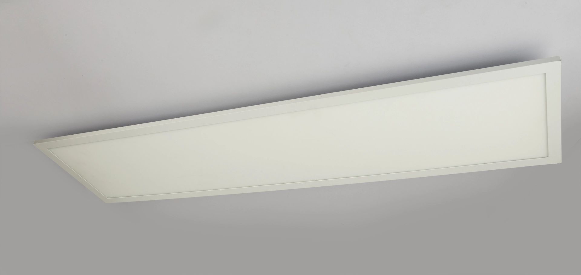 moderne-plafondlamp-van-wit-aluminium-en-acryl-rosi-variant-image7