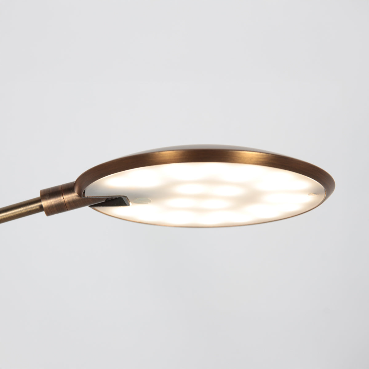 bronzen-tafellamp-zenith-2-met-verstelbare-arm-variant-image11