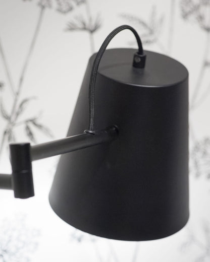 retro-zwarte-metalen-wandlamp-its-about-romi-brisbane-variant-image6