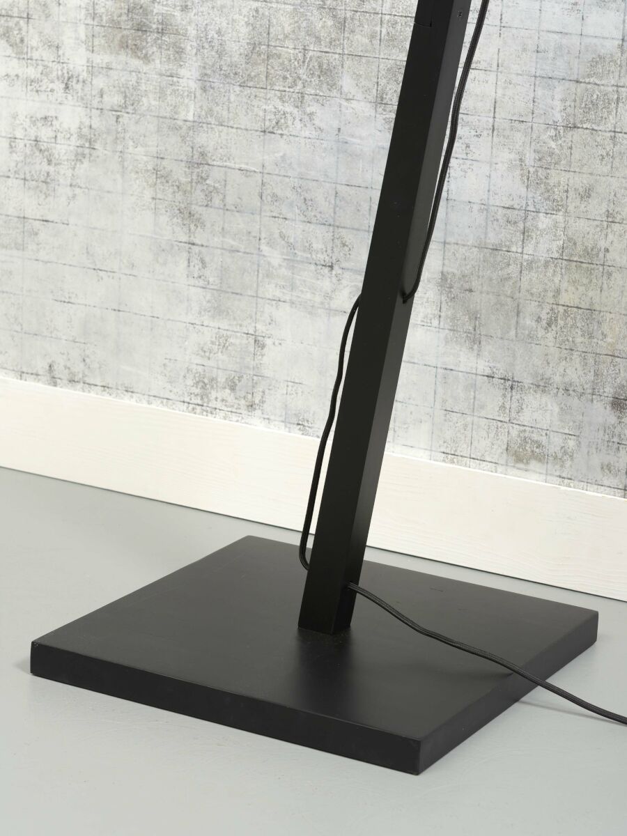 zwarte-rotan-bamboe-vloerlamp-bohemien-good-mojo-tanami-variant-image11