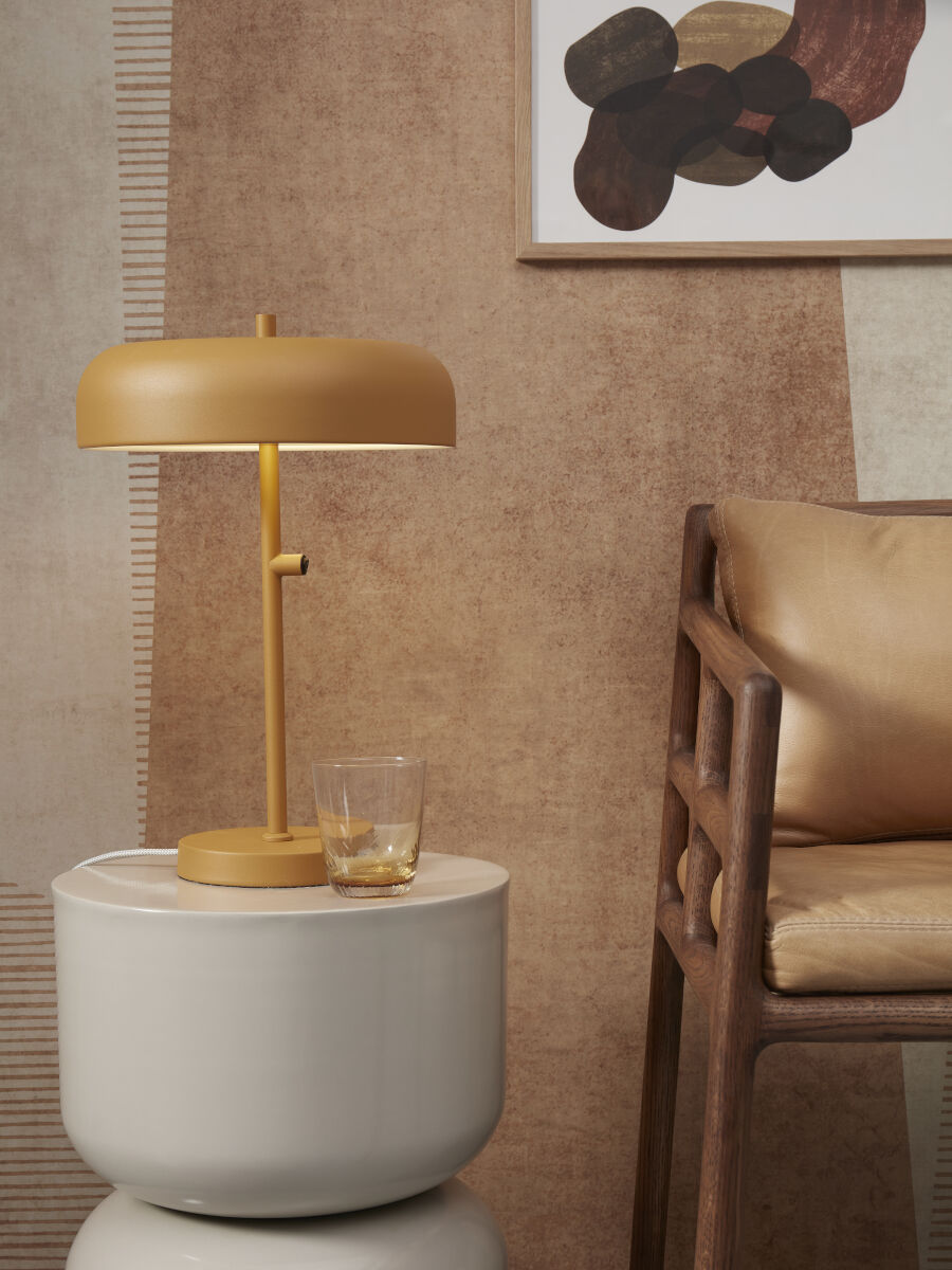 metalen-retro-oranje-tafellamp-its-about-romi-porto-variant-image1