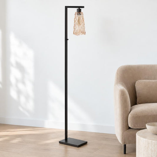amber-glazen-vloerlamp-modern-steinhauer-vidrio-ai-sfeer_image