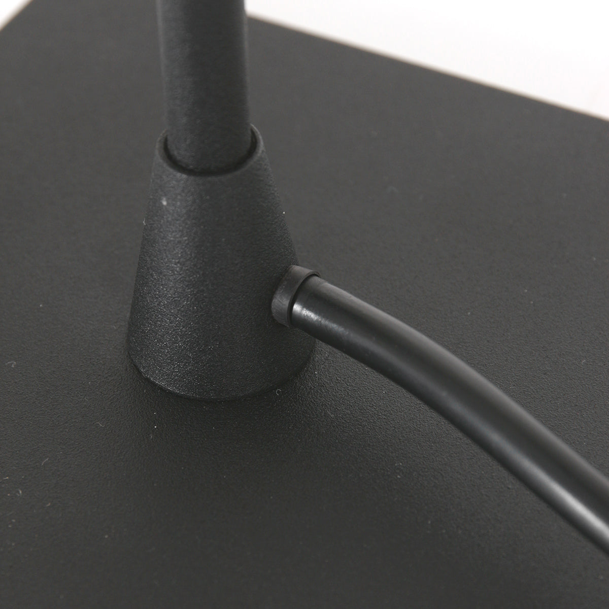 vierkante-rookglas-tafellamp-zwart-steinhauer-ancilla-variant-image12