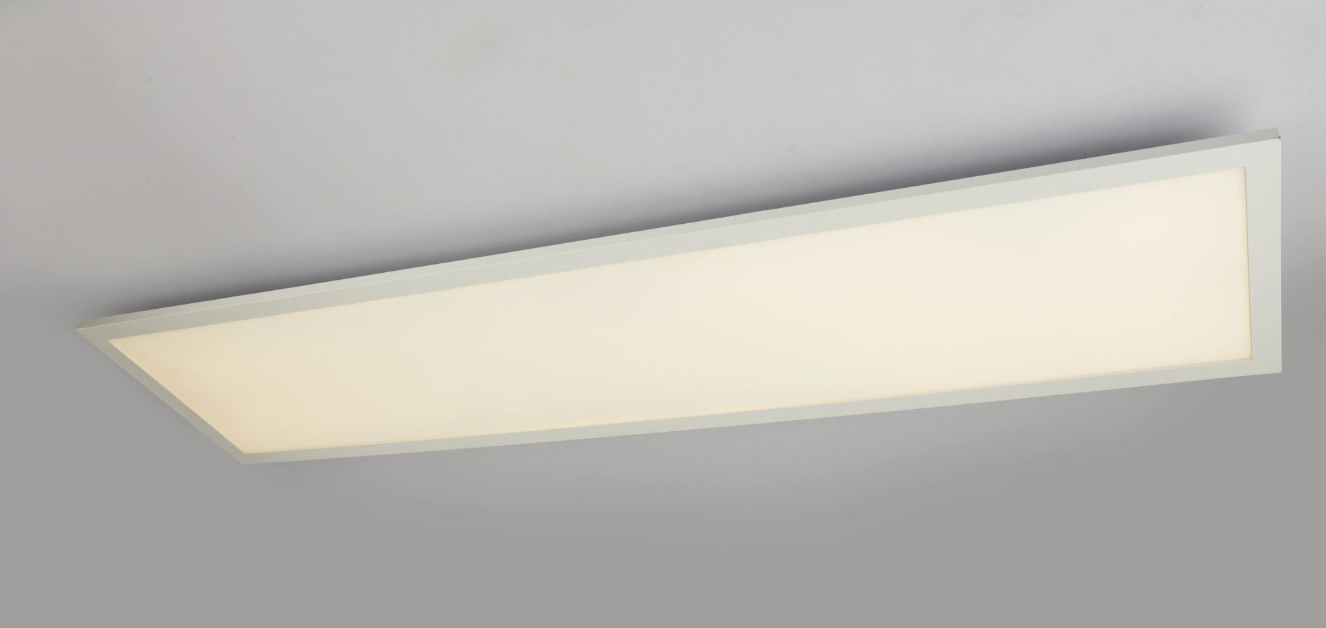 moderne-plafondlamp-van-wit-aluminium-en-acryl-rosi-variant-image6