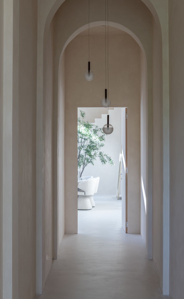 Bordeauxrode glazen hanglamp met drie bollen It's About RoMi Murano – afbeelding 6
