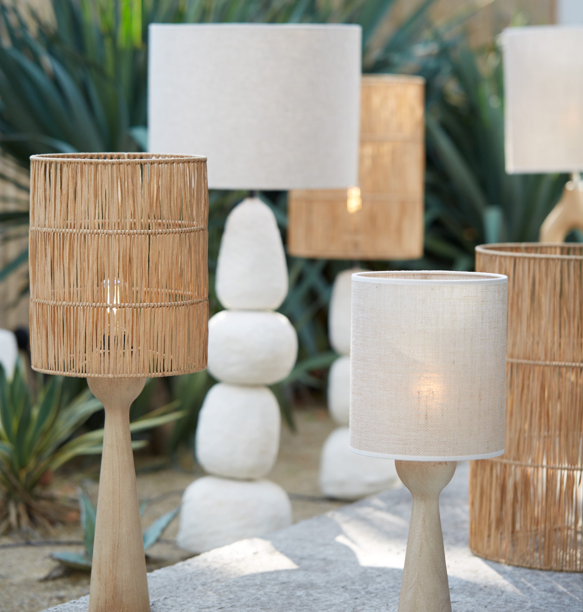 houten-kegelvormige-lampenhouder-light-living-festina-variant-image3