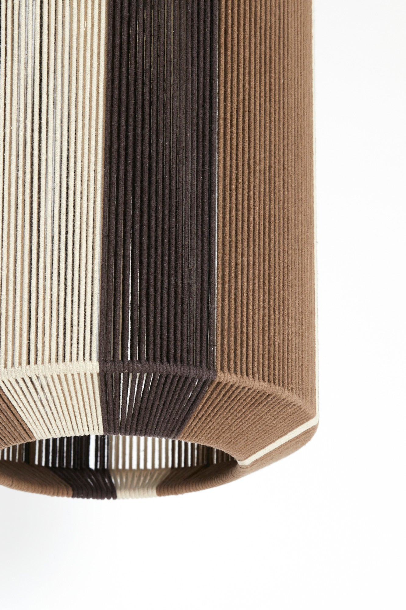 bruine-kartonnen-hanglamp-light-living-kozana-variant-image6