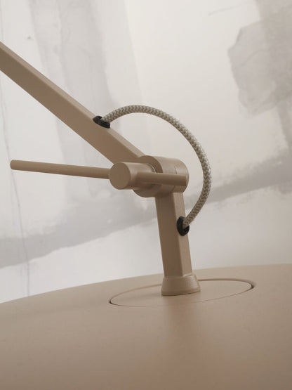 grijze-retro-wandlamp-metaal-its-about-romi-marseille-variant-image2