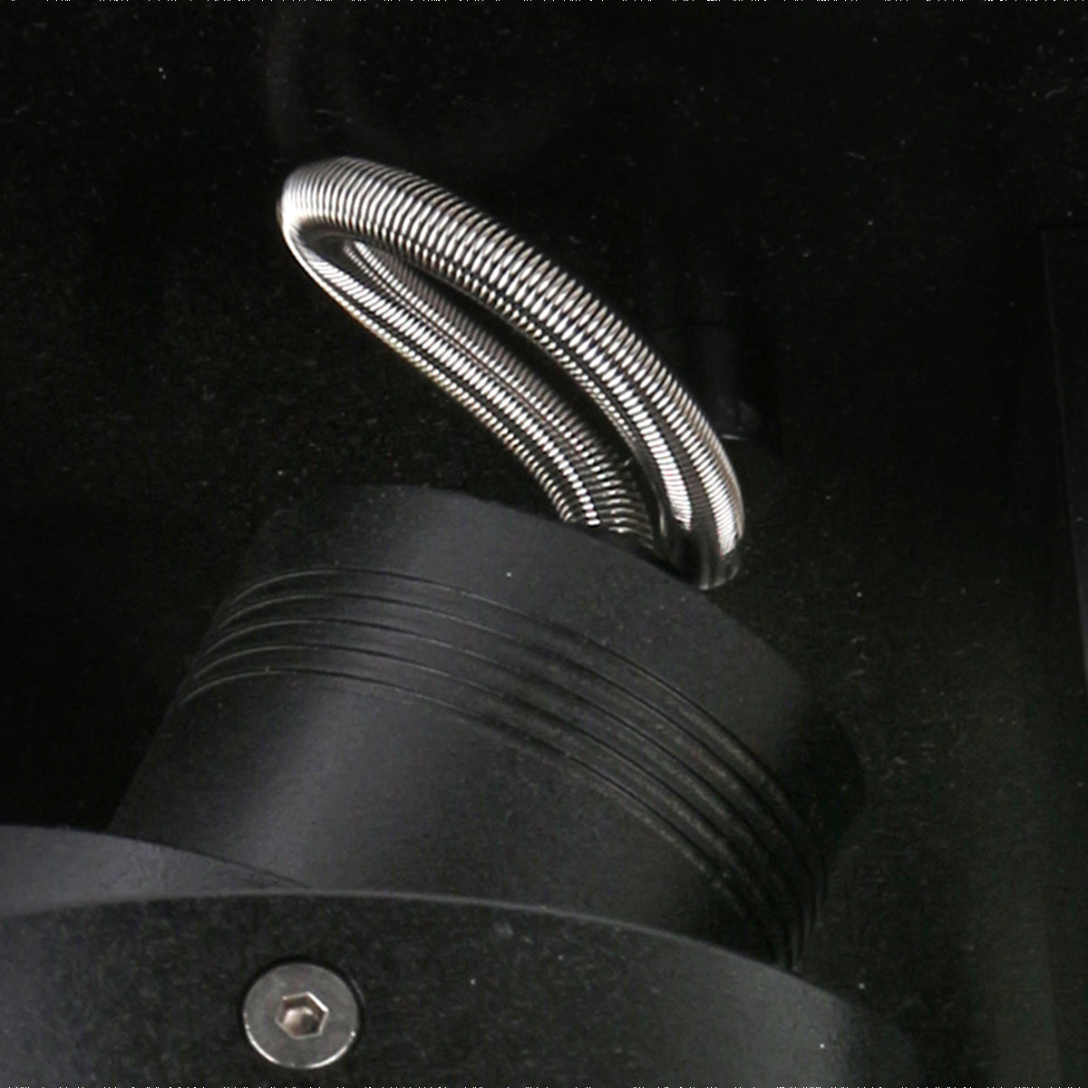 zwarte-plafondlamp-met-vier-zwarte-spots-steinhauer-quatro-variant-image11