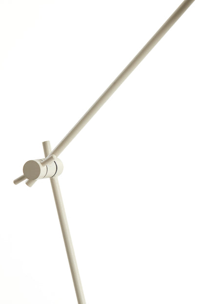 beige-knikbare-bureaulamp-light-living-rijeka-variant-image6