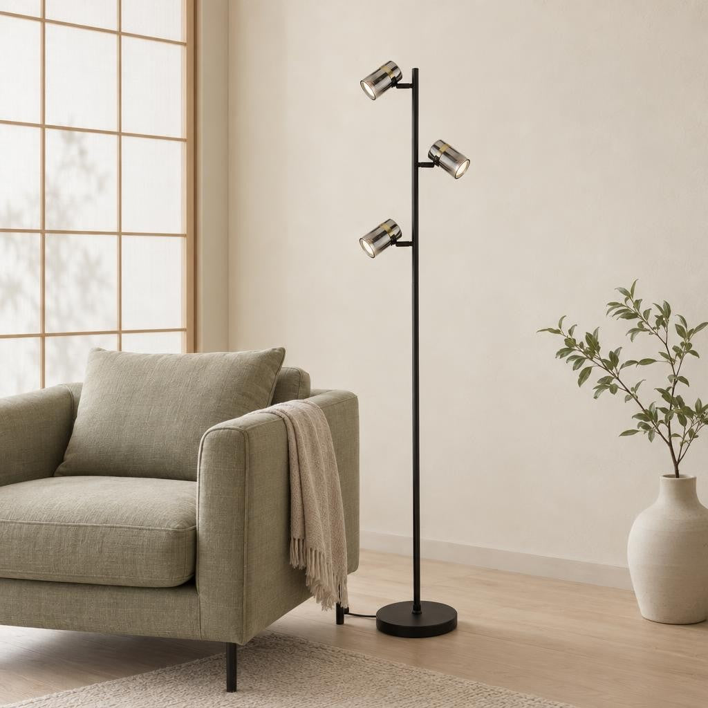 Candeeiro de Pé Preto com 3 Focos Obolg Trabby – fotografia de ambiente