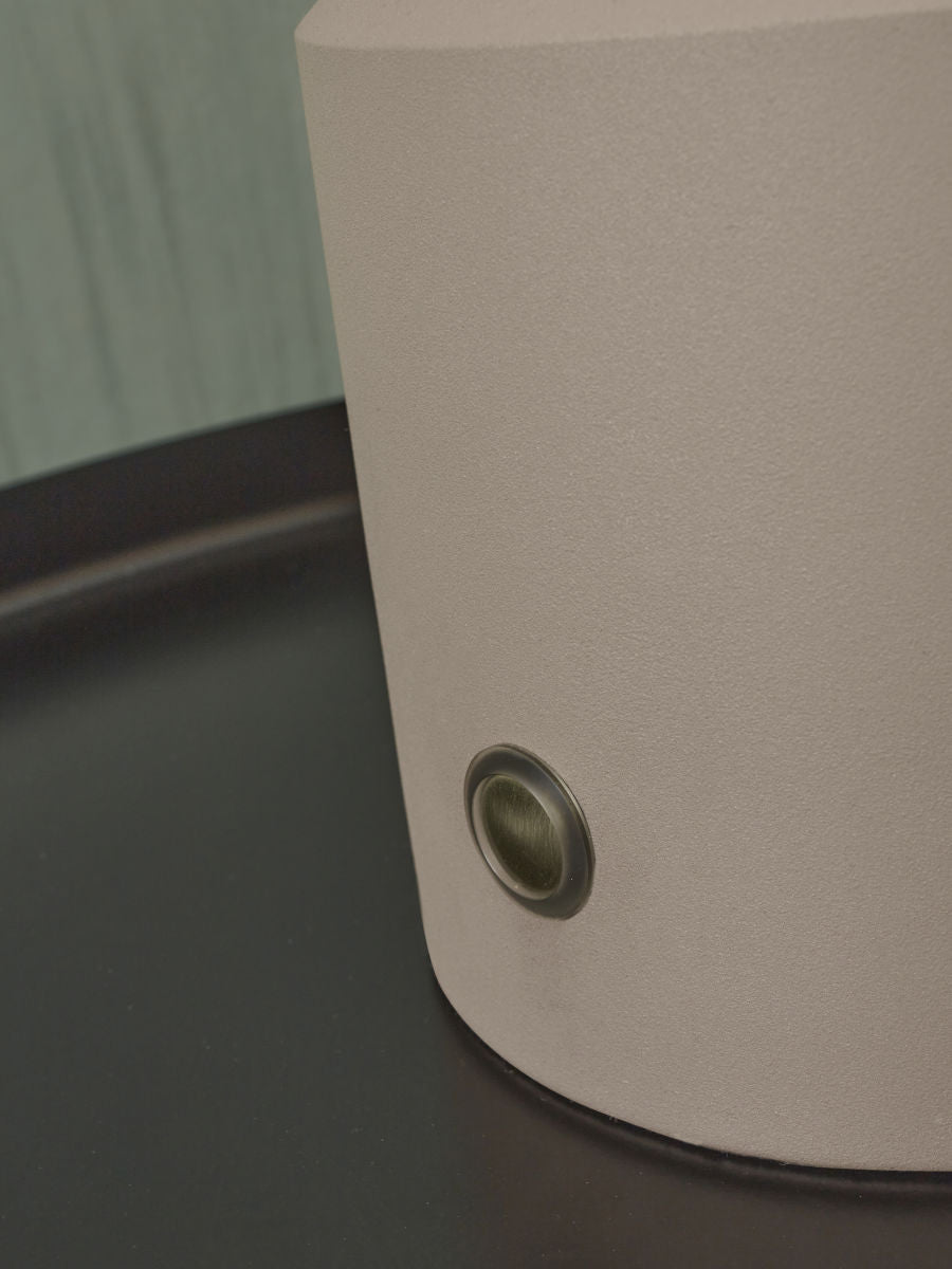 metalen-grijze-retro-tafellamp-its-about-romi-porto-variant-image5