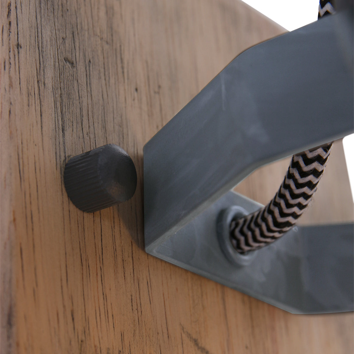 industriele-kooi-wandlamp-anne-light-home-guersey-variant-image6