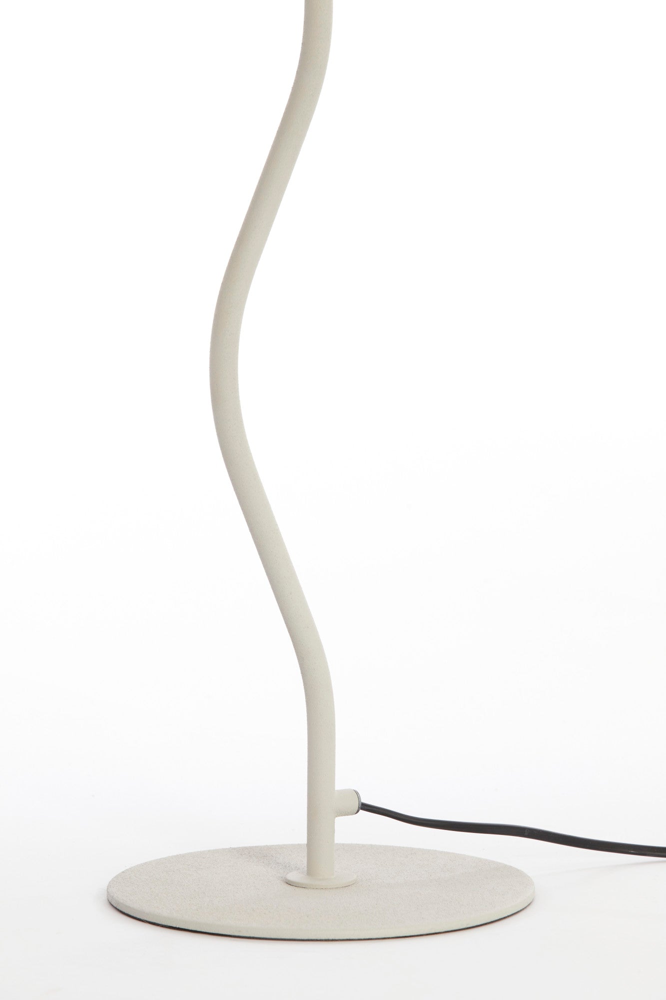 tafellamp-sierlijk-wit-gewelfd-light-living-elimo-variant-image7