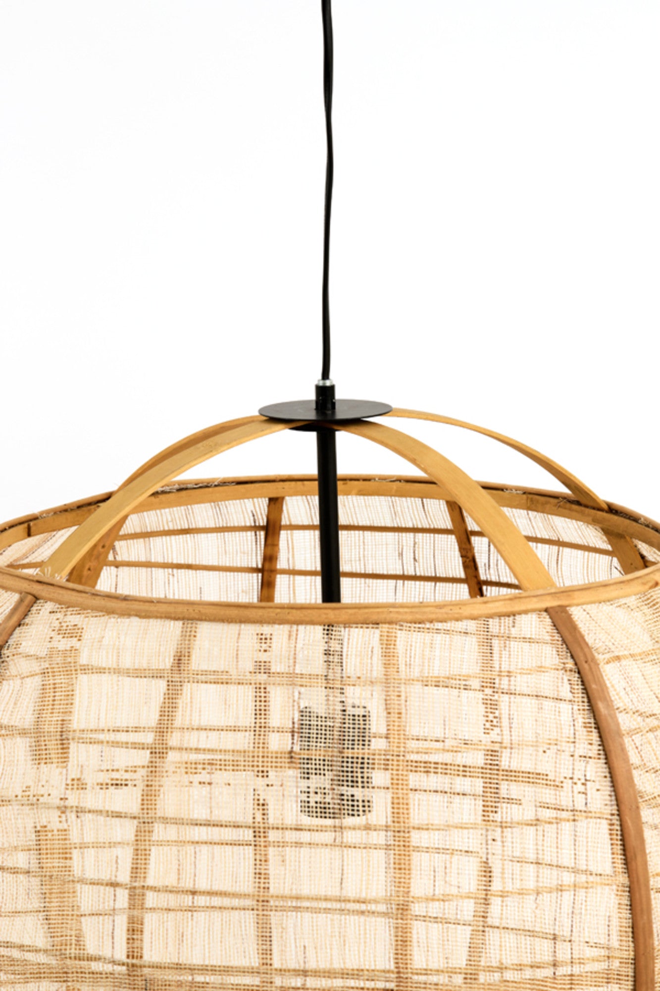 natuurlijke-ronde-beige-hanglamp-rotan-light-living-reeva-variant-image3