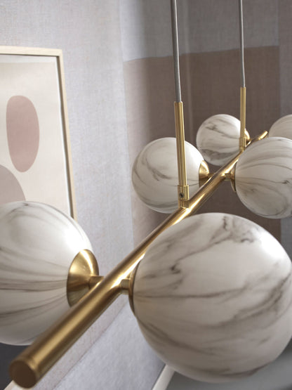 goudkleurige-hanglamp-6-dessinbol-trapeze-its-about-romi-carrara-variant-image3