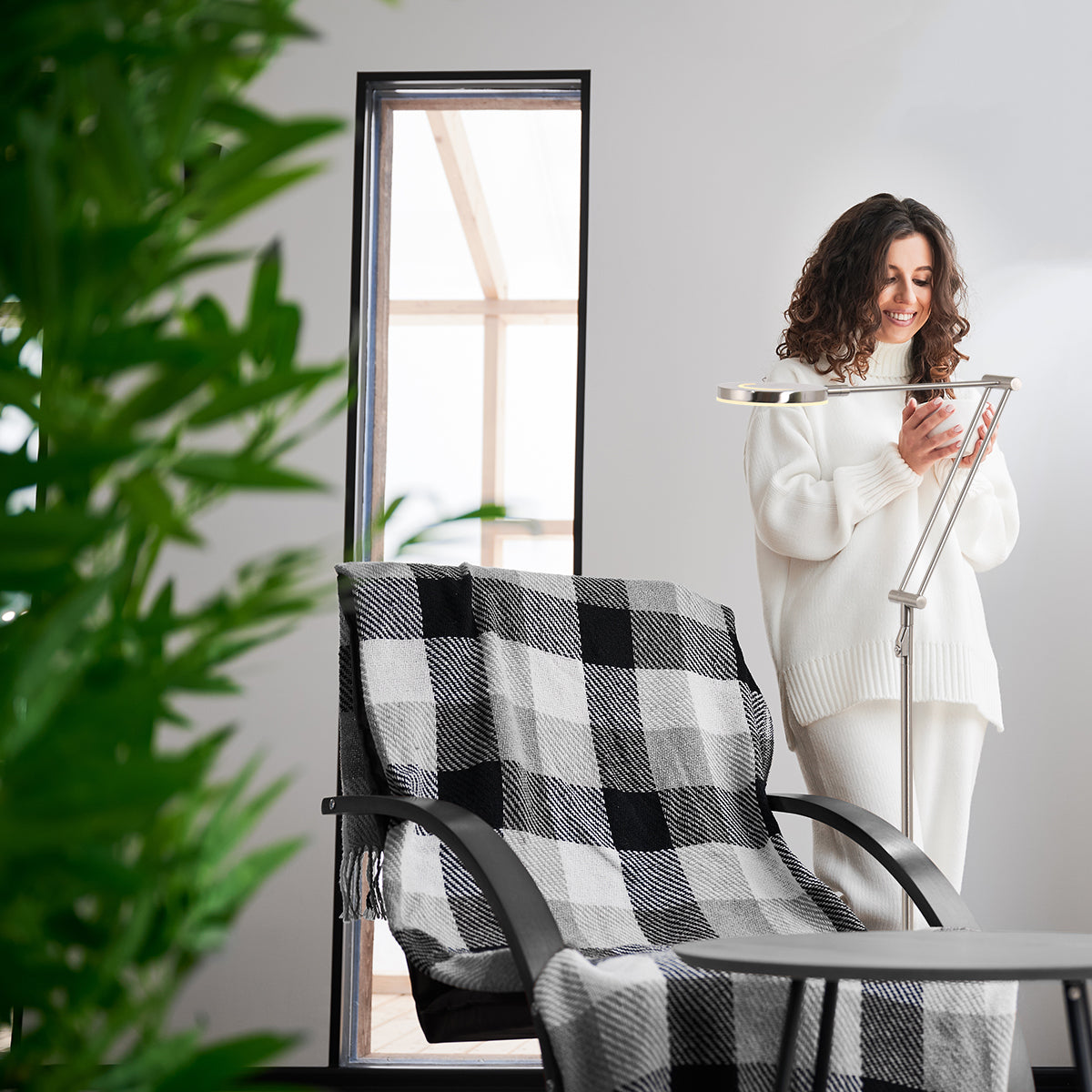 staalkleurige-moderne-verstelbare-vloerlamp-steinhauer-soleil-variant-image2