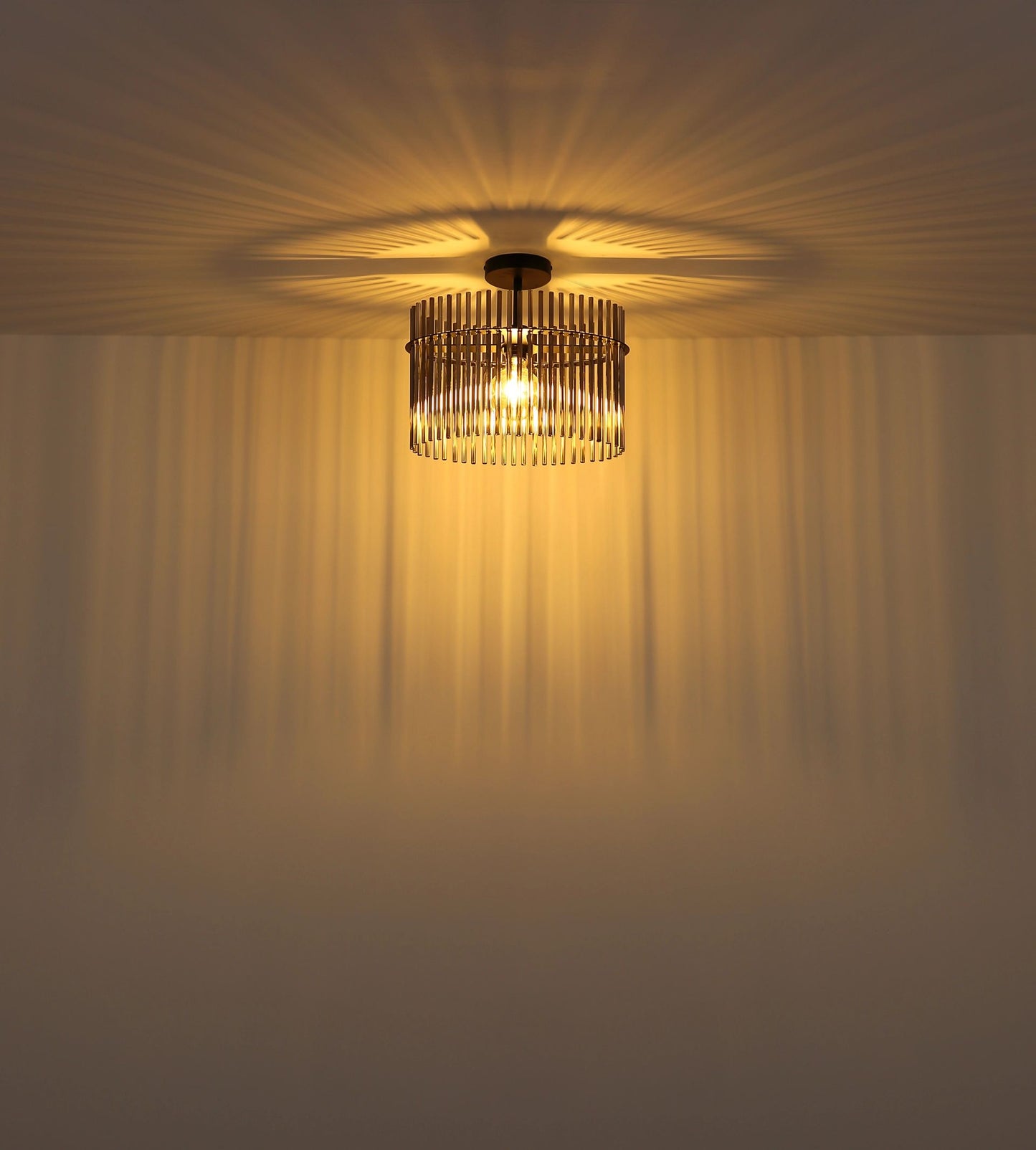 moderne-plafondlamp-met-rookglas-en-zwart-metaal-gorley-variant-image3