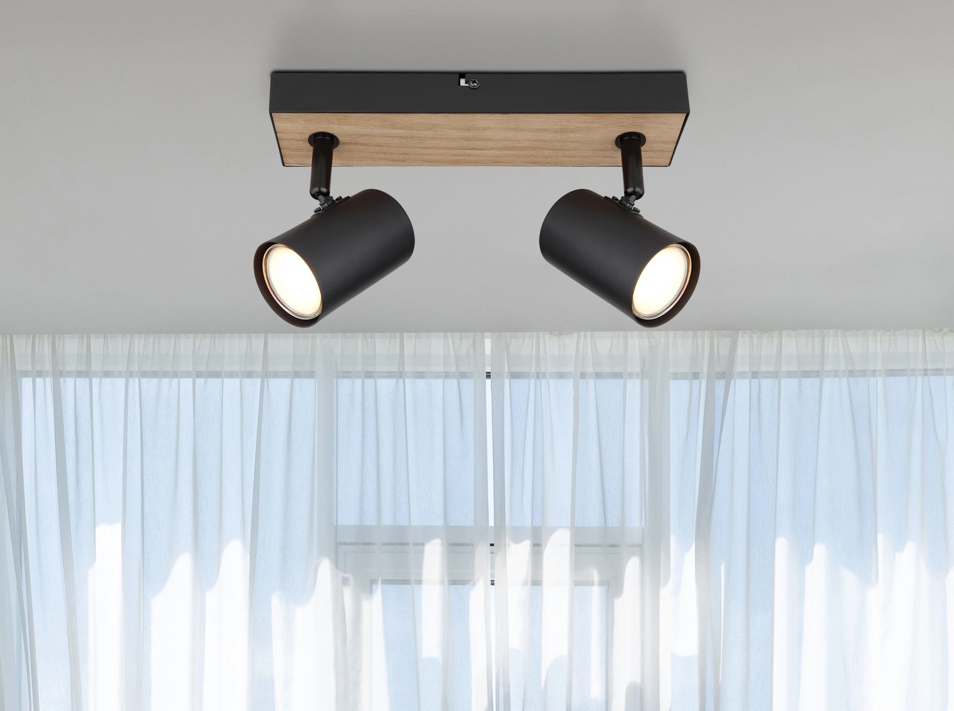 stijlvolle-matte-zwarte-spotlight-met-houtlook-robby-variant-image5