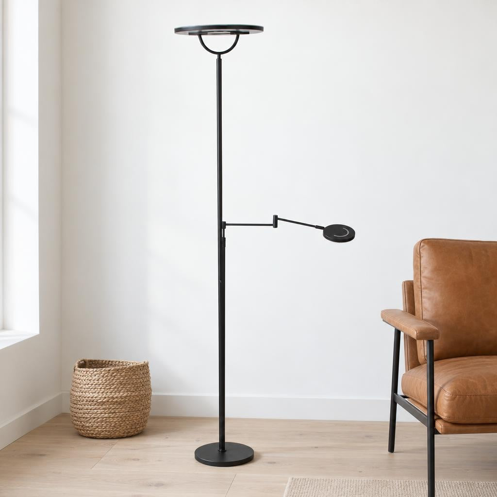 Черна подова лампа с uplight и LED лампа за четене Steinhauer Exclusive Soleil 2 – интериорна снимка