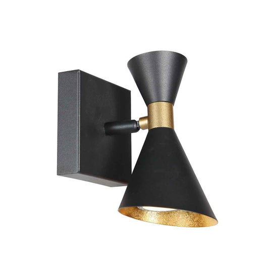 trendy-metalen-zwarte-wandlamp-anne-lighting-preto-main-image