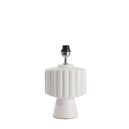 witte-keramische-lampvoet-geribbeld-light-living-gandara-main-image